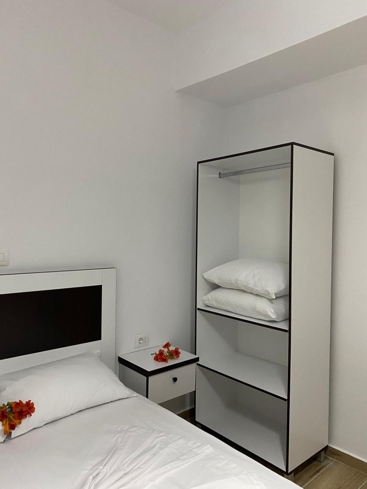 Rentrooms Geni كساميل المظهر الخارجي الصورة